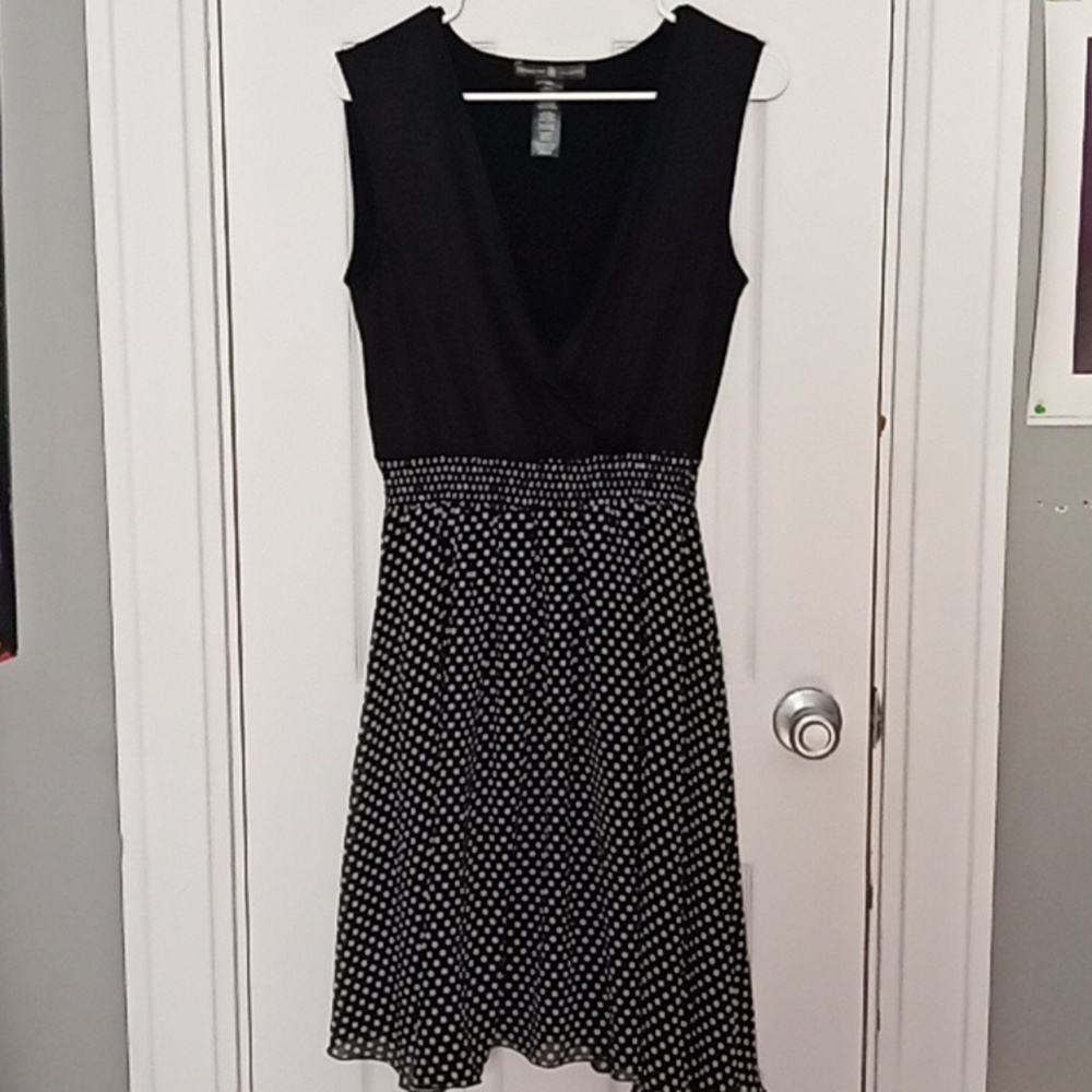 Black polka dot